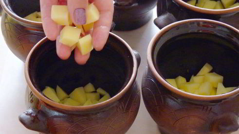 жаркое в горшочках