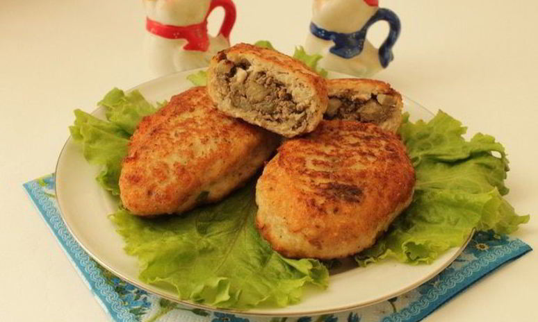 Рецепт куриных зраз с печенью и яблоками