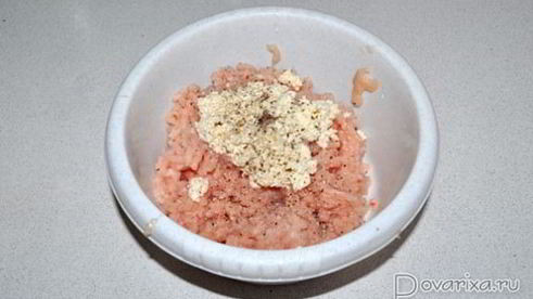 куриные зразы с перепелиными яйцами