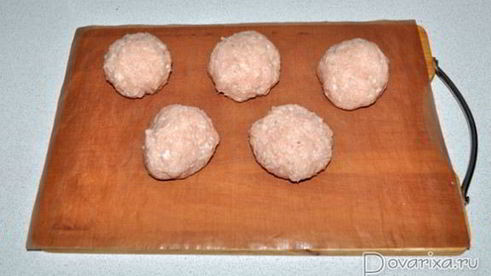 куриные зразы с перепелиными яйцами