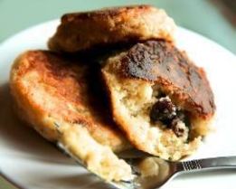 Творожные зразы с изюмом