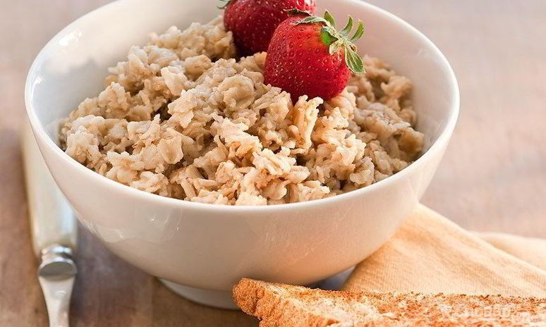 Рецепт геркулесовой каши на молоке