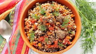 Гречка по-купечески с фаршем в мультиварке