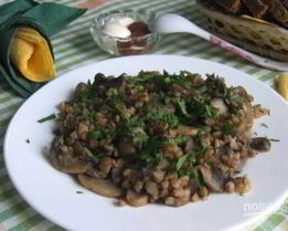 Гречка с грибами и луком