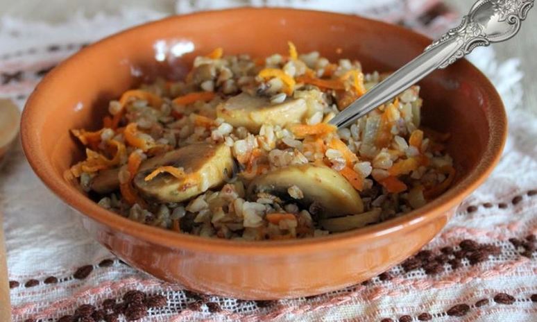 Рецепт гречки с грибами и морковью