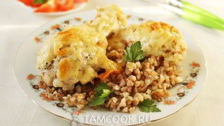 Гречка с курицей в духовке с сыром