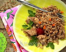 Гречка со свиным мясом в духовке