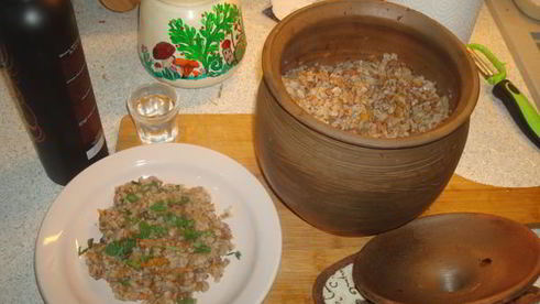 гречка запеченная в глиняном горшке