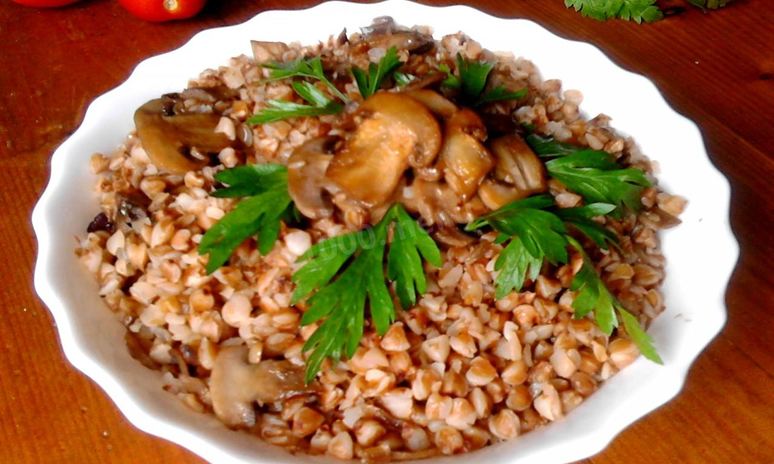 Рецепт гречневой каши с грибами и луком