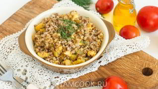 Гречневая каша с кабачками и адыгейским сыром