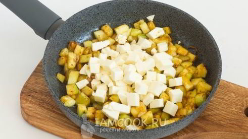 гречневая каша с кабачками и адыгейским сыром