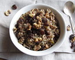 Гречневая каша с сухофруктами