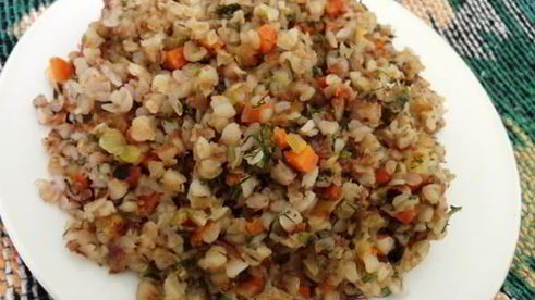 каша гречневая рассыпчатая с морковью и специями