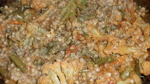 зеленая гречка с овощами