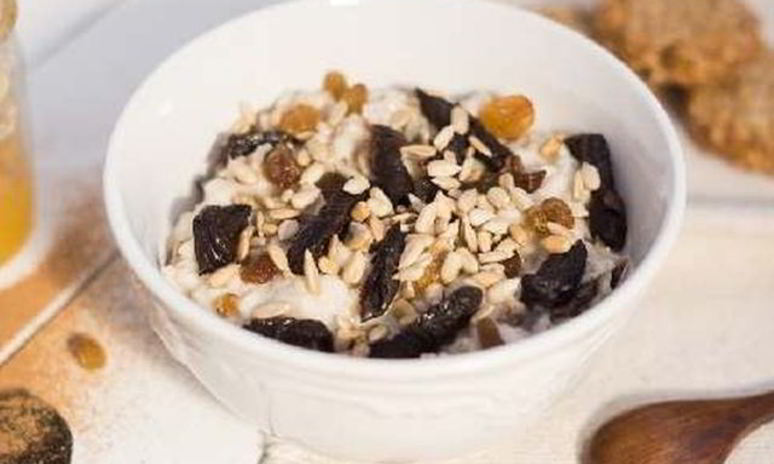 Рецепт каши овсяной с сухофруктами