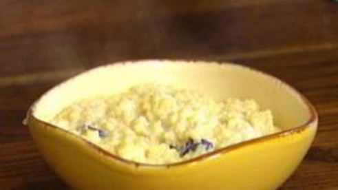 каша пшенная с изюмом