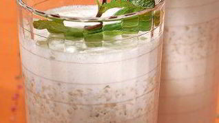 Банановый коктейль с медом