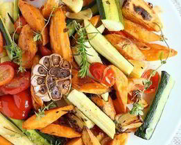 Батат с цуккини в соусе из кленового сиропа