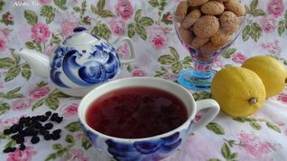 Чай из черной смородины с мятой