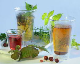 Чай с шиповником и крапивой