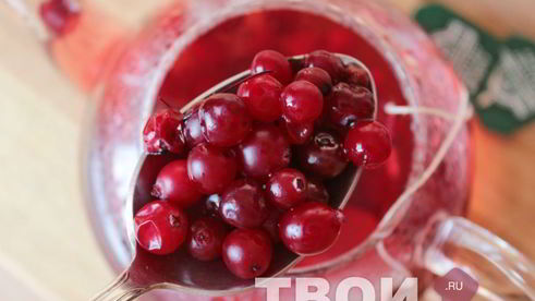 чай с ягодами