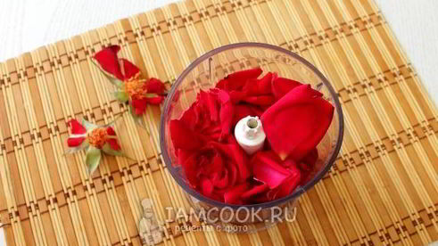 чайная роза перетертая с сахаром