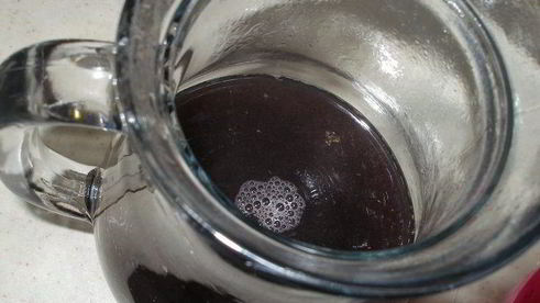 ежевично-мятный холодный чай