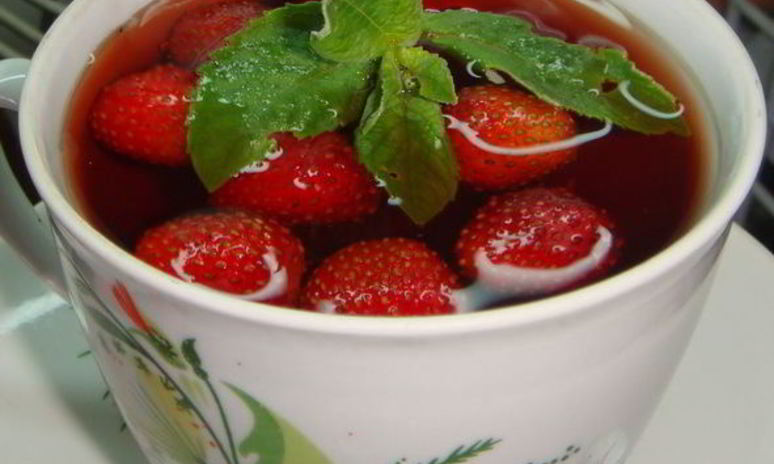 Рецепт клубничного чая