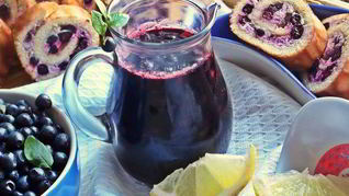 Чернично-яблочный напиток