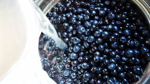 чернично-яблочный напиток