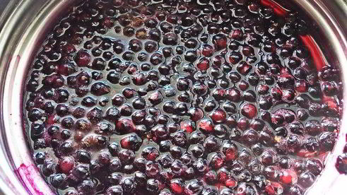 чернично-яблочный напиток