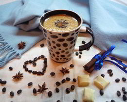 Кофе с белым шоколадом и корицей