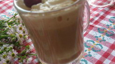 кофейно-вишневый коктейль утреннее наслаждение