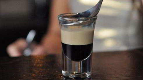 коктейль б-52