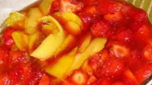 клубничный лимонад