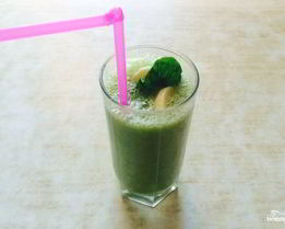 Бананово-яблочный смузи