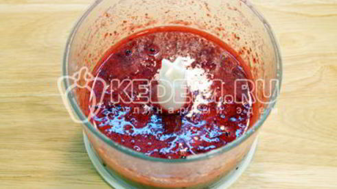 брусничный смузи со сливками