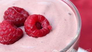 Малиново-банановый смузи