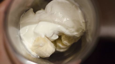 морковное печенье с бананово-клубничным смузи