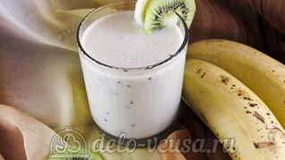 Овсяный смузи с бананом и киви
