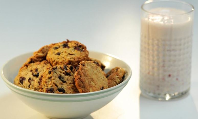 Рецепт печенья фитнес и овсяный смузи с клюквой