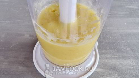 смузи с ананасом и сельдереем