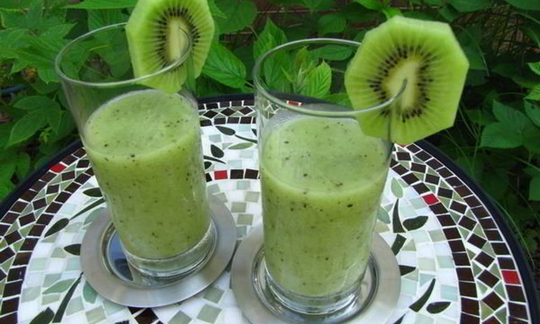 Рецепт смузей с апельсиновыма сокома и киви