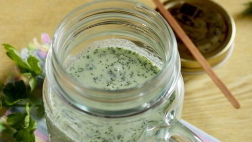 смузи с авокадо и свежим огурцом