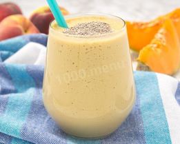Смузи с дыней, бананом и персиком