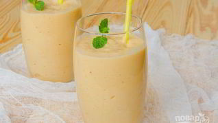 Смузи с хурмой и бананом