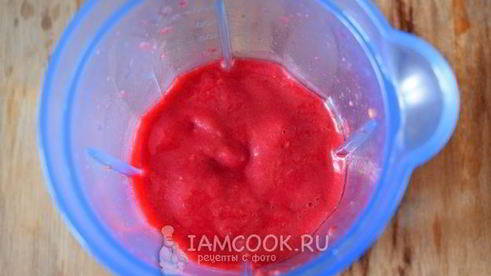 смузи с малиной и черешней