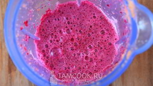 смузи со свеклой, морковью и яблоком