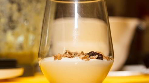 творожный мусс с фруктовым смузи