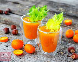 Тыквенно-ореховый смузи с кумкватом и сельдереем